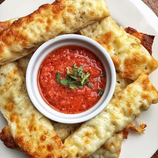 Garlic cheesy bread