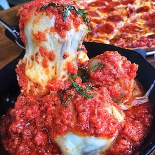 Meatballs & marinara
